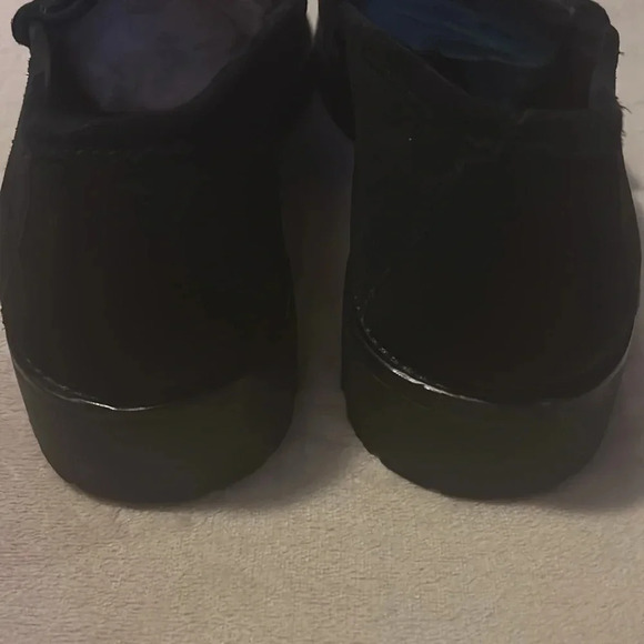 Gucci Men's Black Horsebit Suede Lug Loafers - Picture 8 of 13